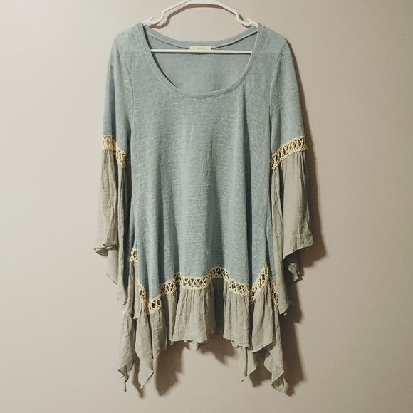 easel Tops - Easel popover tunic